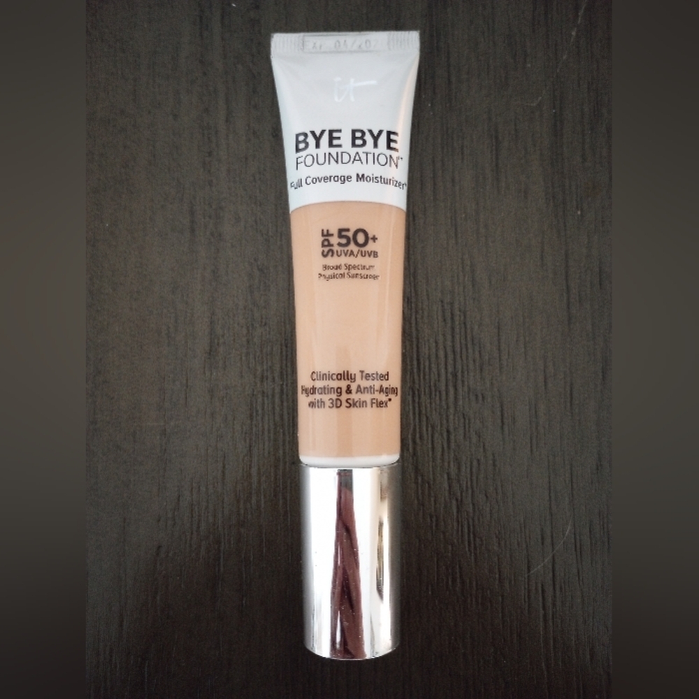 IT Cosmetics Bye Bye Foundation Full Coverage Moisturizer - Cream